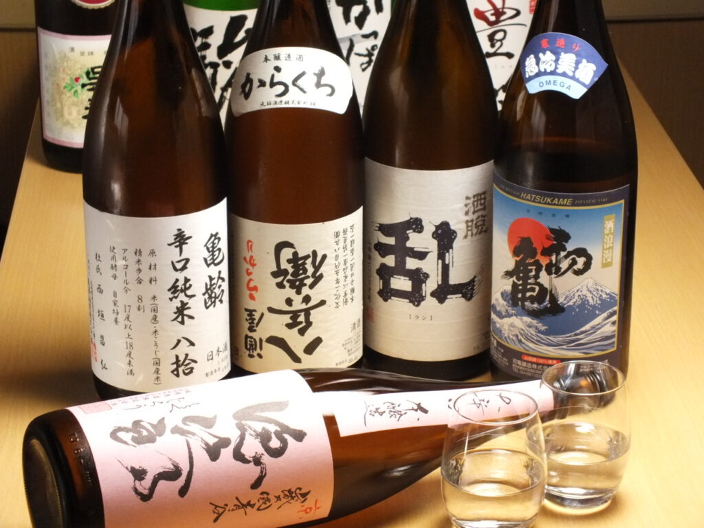 日本酒10種飲み放題1,800円(税込)